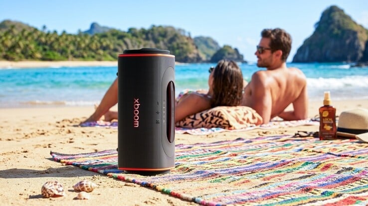 该扬声器具备IP68级防水防尘性能。