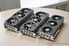 技嘉 Radeon RX 9070 XT Gaming OC 16G (左)、技嘉 Radeon RX 9070 Gaming OC 16G (中)、技嘉 Radeon RX 9060 XT Gaming OC 16G (右)