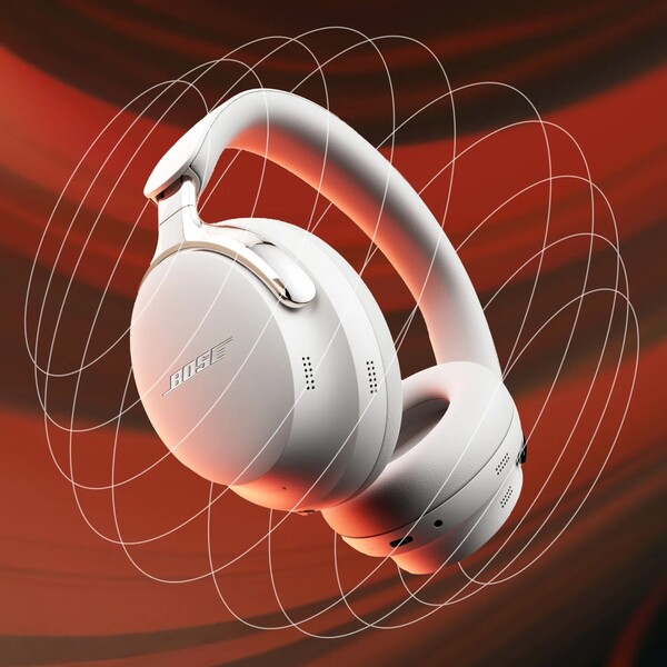 Bose QuietComfort Ultra 2 代拥有全新的影院模式。(图片来源：Bose）