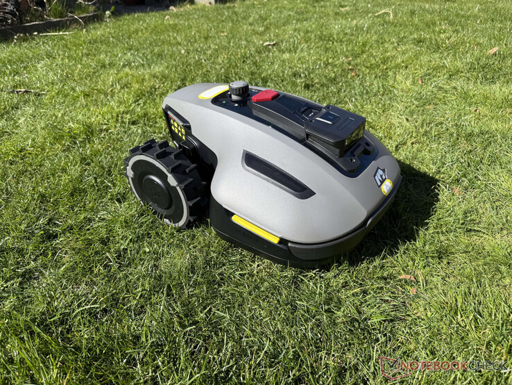 测试中的 Mammotion Yuka Mini
