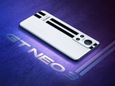 GT Neo 3（来源：Realme）