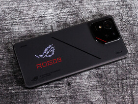 华硕 ROG Phone 9 Pro