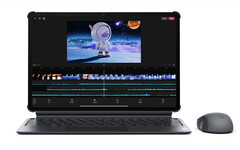 联想 Tab Pro 12.7 结合了骁龙 870 芯片组和 144 Hz 显示屏。(图片来源：联想）