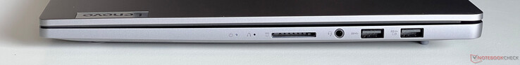 右侧SD 读卡器、3.5 毫米音频、USB-A 3.2 Gen 1 (5 GBit/秒)、USB-A 3.2 Gen 1 (5 Gbit/秒，带电)