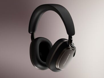 玛瑙黑的 Bowers & Wilkins Px8 S2。(图片来源：Bowers & Wilkins）