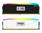 配备 OLED 屏幕的 XFinity+ 模块的黑色和白色版本。(图片来源：V-color）
