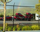 满载新型 Model 3 的特斯拉 Semi。新研究显示电动汽车有助于预防儿童哮喘（图片来源：ALSULTAN_MERIAM on X）