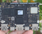 Khadas Edge2采用了Rockchip RK3588S芯片组，电路板尺寸为82 x 57.5 x 5.7毫米。(图片来源：CNX软件)