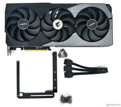 AorusGeForce RTX 4070 Ti Master - 箱内配件