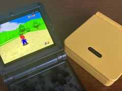 Powkiddy V90S 至少有两种颜色可供选择。(图片来源：Taki Udon）
