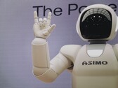本田开发的 ASIMO 机器人图片（图片来源：Possessed Photography via Unsplash；已裁剪）