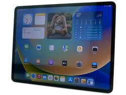 回顾：Apple iPad Pro 12.9 (2022)