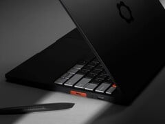 Framework Laptop 13 Pro 最高可配备 Core Ultra X7 358H 处理器。