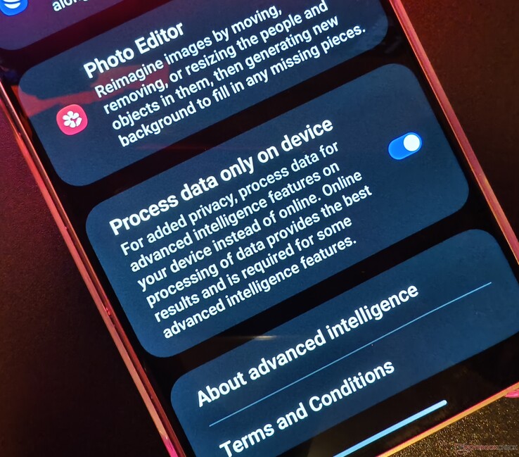 三星允许用户选择将人工智能功能仅限于在设备上操作。(图片：Notebookcheck）