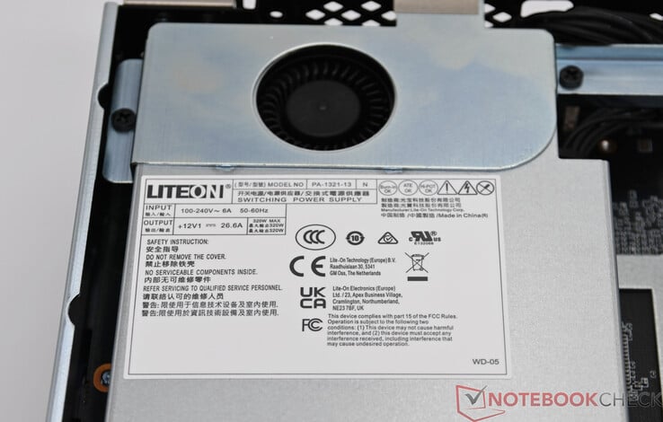 Minisforum MS-S1 Max，带内部供电装置（12 V，26.6 A）。