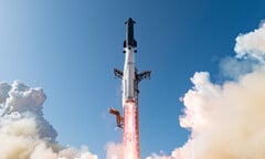 “星舰”发射。预计该火箭最终将取代“猎鹰9号”，成为SpaceX的主力运载火箭。