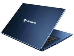 在审查中。Dynabook Portege x40-K。测试装置由Dynabook提供