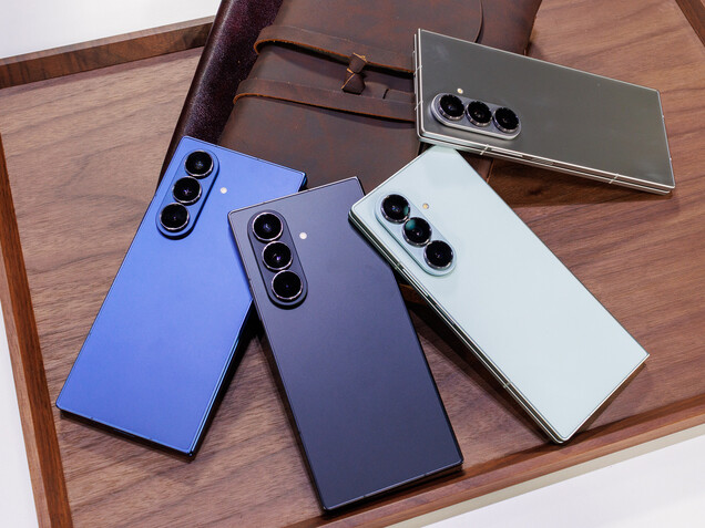 Galaxy Z Fold7 有四种颜色可供选择：蓝影（Blue Shadow）、喷气黑（Jet Black）、薄荷（Mint）和银影（Silver Shadow）。(图片来源：Notebookcheck）