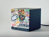 这款3D打印的前盖将Steam Machine的正面变成了Steam手柄的底座。