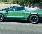 特斯拉 Cybertruck 最近用包装盒取笑了丰田 Tundra，而几周前，福特 F-150 也用同样的方式取笑了特斯拉 Cybertruck。(图片来源：Cybertruck 车主俱乐部）