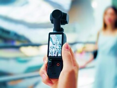 Osmo Pocket 3(如图)明天将被 Pocket 4 取代。