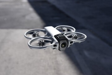 DJI Avata 360 集成了螺旋桨保护装置