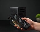 Minisforum MS-02 Ultra Mini PC 可安装低矮型 GPU。