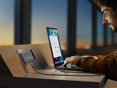 Anker Prime 160 瓦充电器配有三个 USB-C 端口（图片来源：Anker）
