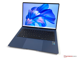 在审查中。华为MateBook X Pro 2022。评测设备由德国华为提供。