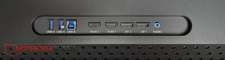 2个USB-A接口、1个USB-B接口、2个HDMI接口、2个DisplayPort接口