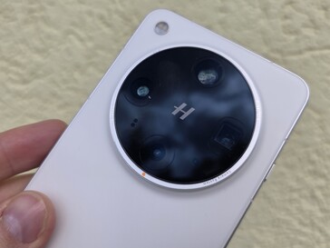 Oppo Find X8 Ultra 评测。(图片来源：Marcus Herbrich/Notebookcheck）