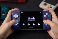Retroid Pocket Nova 是一款基于 Android 系统的掌上设备。