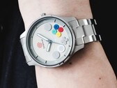 SuperGroupies 推出的最新腕表系列灵感源自世嘉（Sega）的复古游戏机。