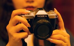 Yashica FX-D 希望将模拟相机的感觉与数码相机的舒适感融为一体（图片来源：Yashica）