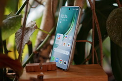 回顾:Tecno Camon 40 Premier。测试设备由 Tecno Mobile 提供。 回顾:Tecno Camon 40 Premier。测试设备由 Tecno Mobile 提供。