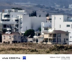 Vivo X300 Pro(不带远摄转换器)1600 毫米