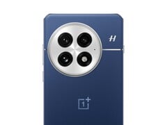 OnePlus 13（如图）可能是最后一款带有哈苏相机品牌的 OnePlus 旗舰产品。(图片来源：OnePlus）