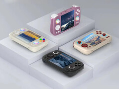 RG Cube 的价格比配置类似的 RG556 便宜很多。(图片来源：Anbernic）