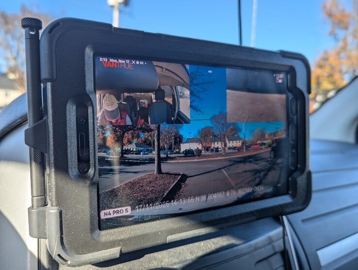 通过 WiFi 传输视频流效果非常好