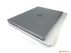 MacBook Pro 16 2021（底部）与MacBook Pro 14 2021（顶部）相比。