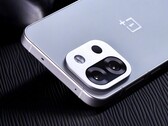 OnePlus 13T 将作为 OnePlus 13s 在印度发布。目前还没有全球发布的计划。(图片来源：太平洋科技）