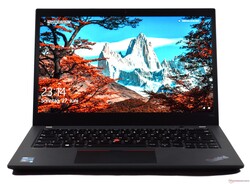 测试联想ThinkPad T14s G2，测试装置由Campuspoint提供