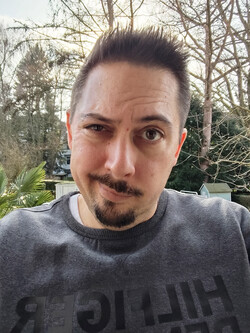 与Redmi Note 15 5G 自拍