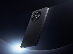 据说 OnePlus 15 缺少长焦微距功能。图为王牌 5 Pro。(图片来源：OnePlus）