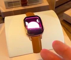 三星已开发出用于智能手表的 microLED 显示屏。(图片来源：superscientific, Instagram）