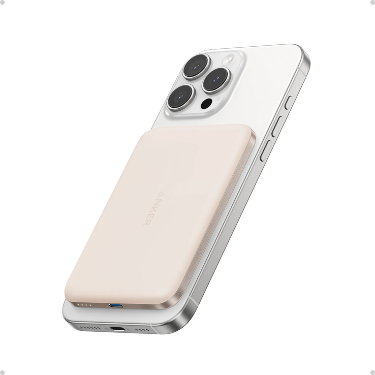 Anker Nano Power Bank（5K、MagGo、超薄）。(图片来源：Anker）