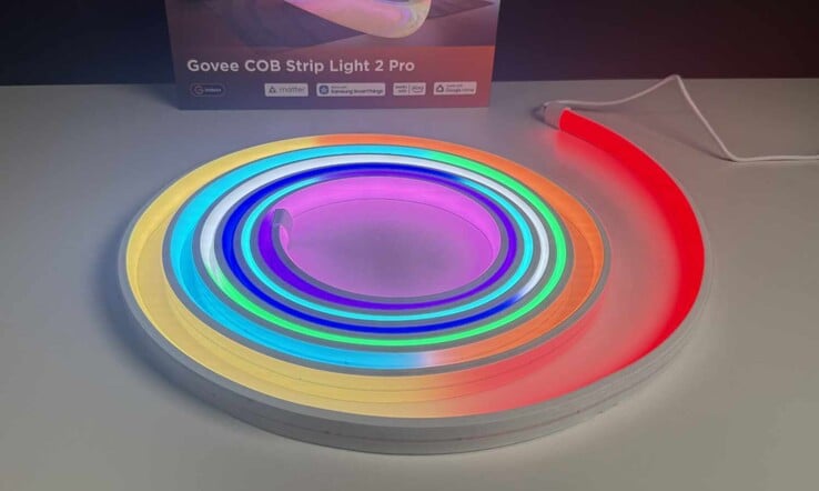 Govee COB 灯带 2 Pro 评测(图中所示为卷曲状态)