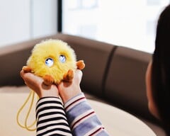 华为的人工智能宠物可以通过聊天机器人与用户互动。(图片来源:华为)