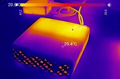 HP ZGX Nano G1n AI 工作站正面