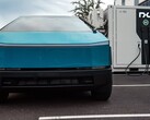 800V Cybertruck 即使在 350 千瓦桩上也能缓慢充电（图片：Nxu/X）